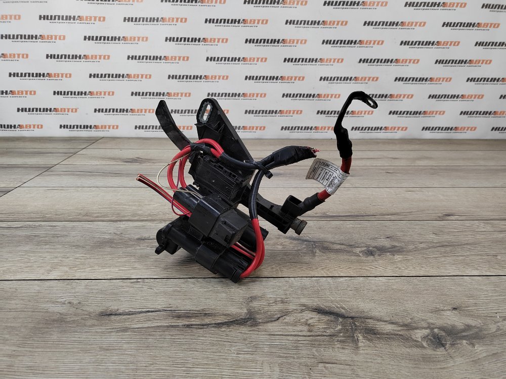 Блок предохранителей под капот, 2000 рублей, Москва