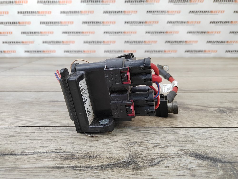 Блок предохранителей под капот, 2000 рублей, Москва