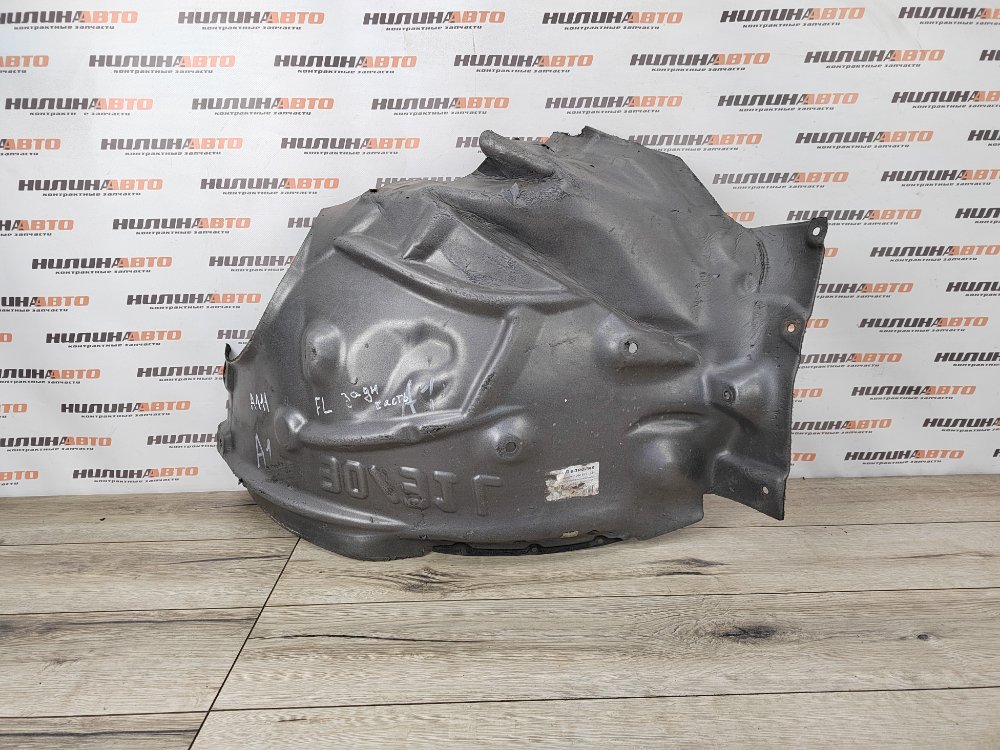 Подкрылок, 1800 рублей, Москва