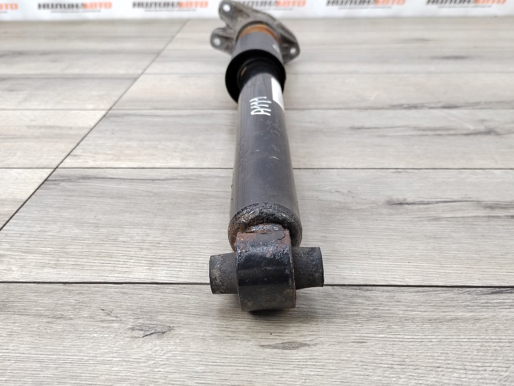 Амортизатор, 2700 рублей, Москва