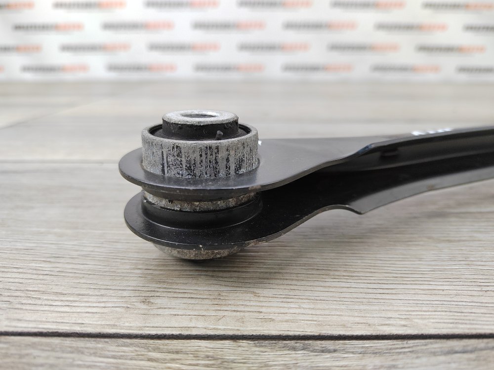 Рычаг задней подвески верхний, 1000 рублей, Москва