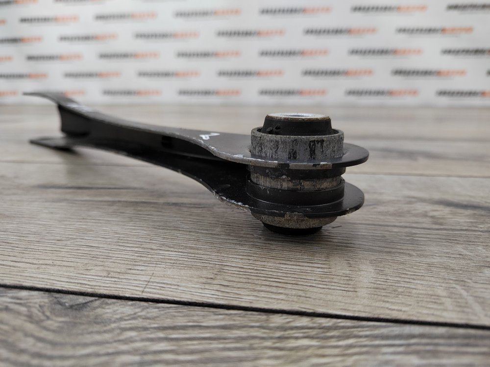 Рычаг продольный, 1000 рублей, Москва