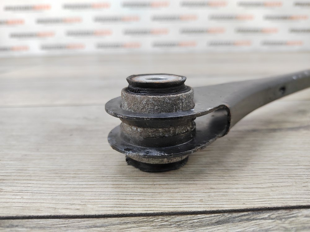 Рычаг задней подвески нижний, 1000 рублей, Москва