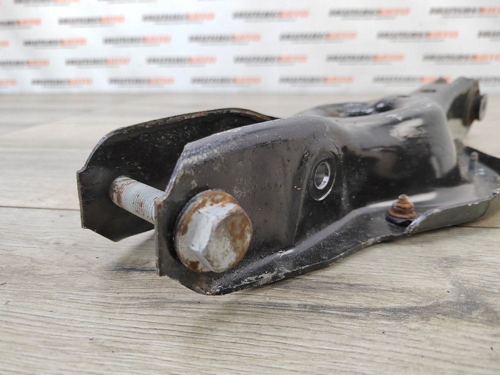 Рычаг задней подвески под пружину, 1200 рублей, Москва