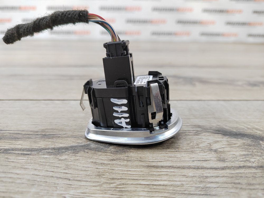 Кнопка старт-стоп, 2000 рублей, Москва