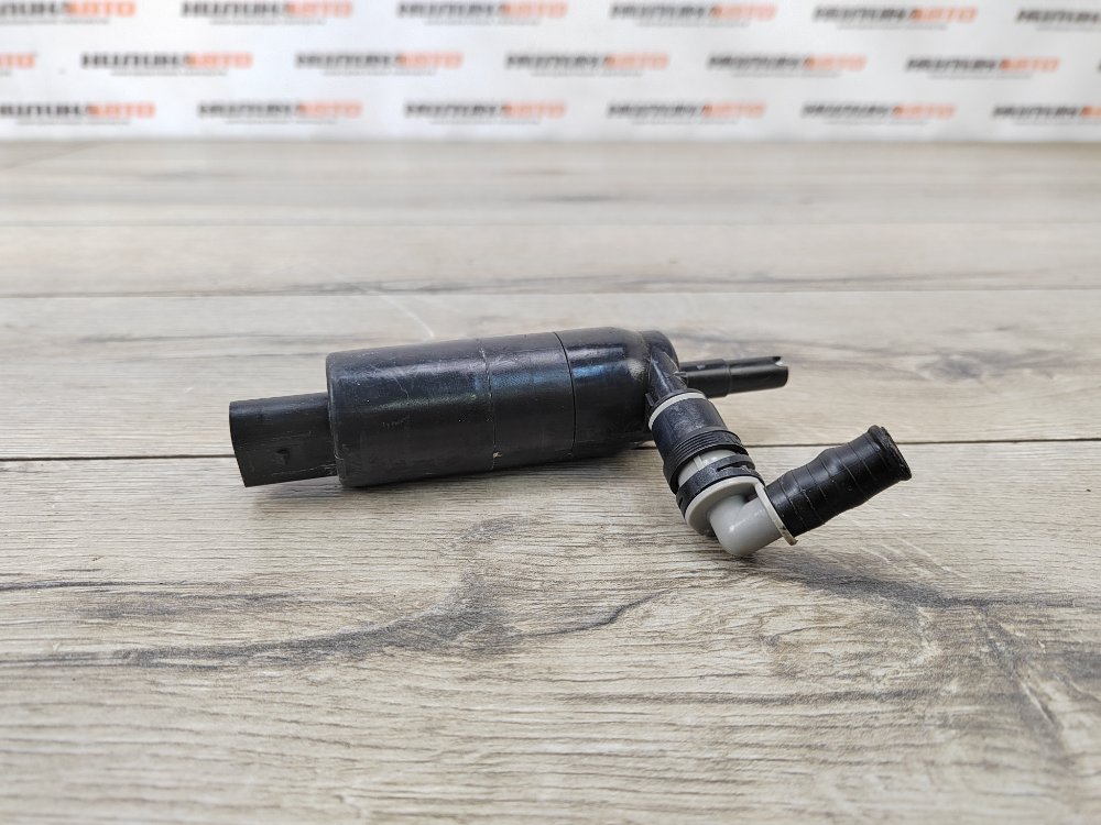 Насос омывателя фар, 1000 рублей, Москва