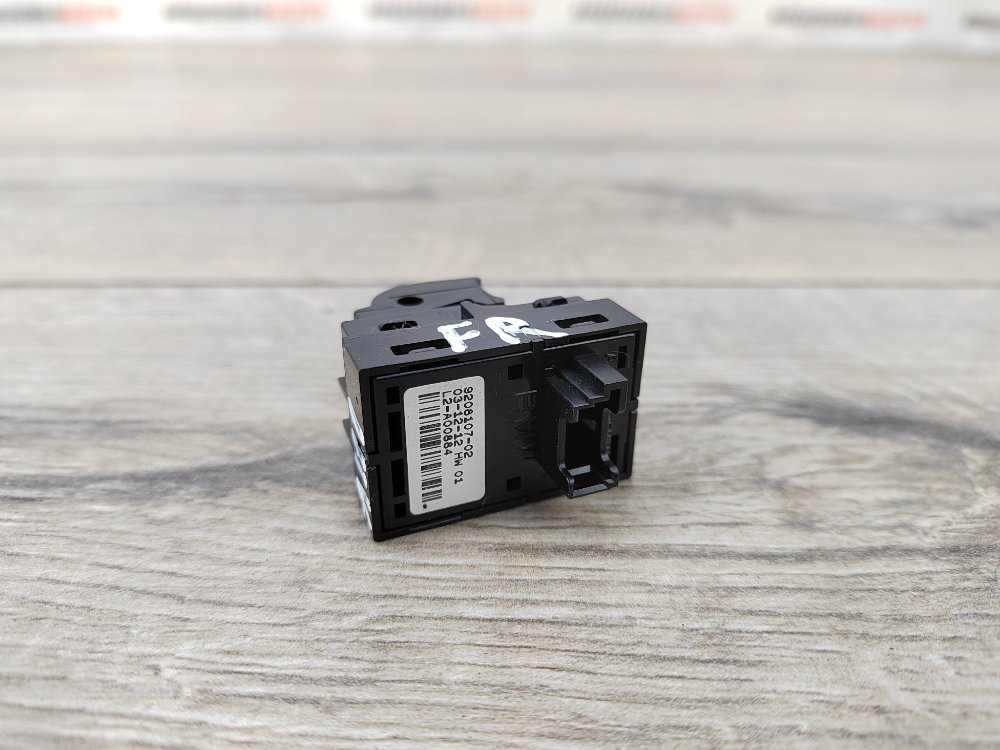 Кнопка стеклоподъемника, 400 рублей, Москва