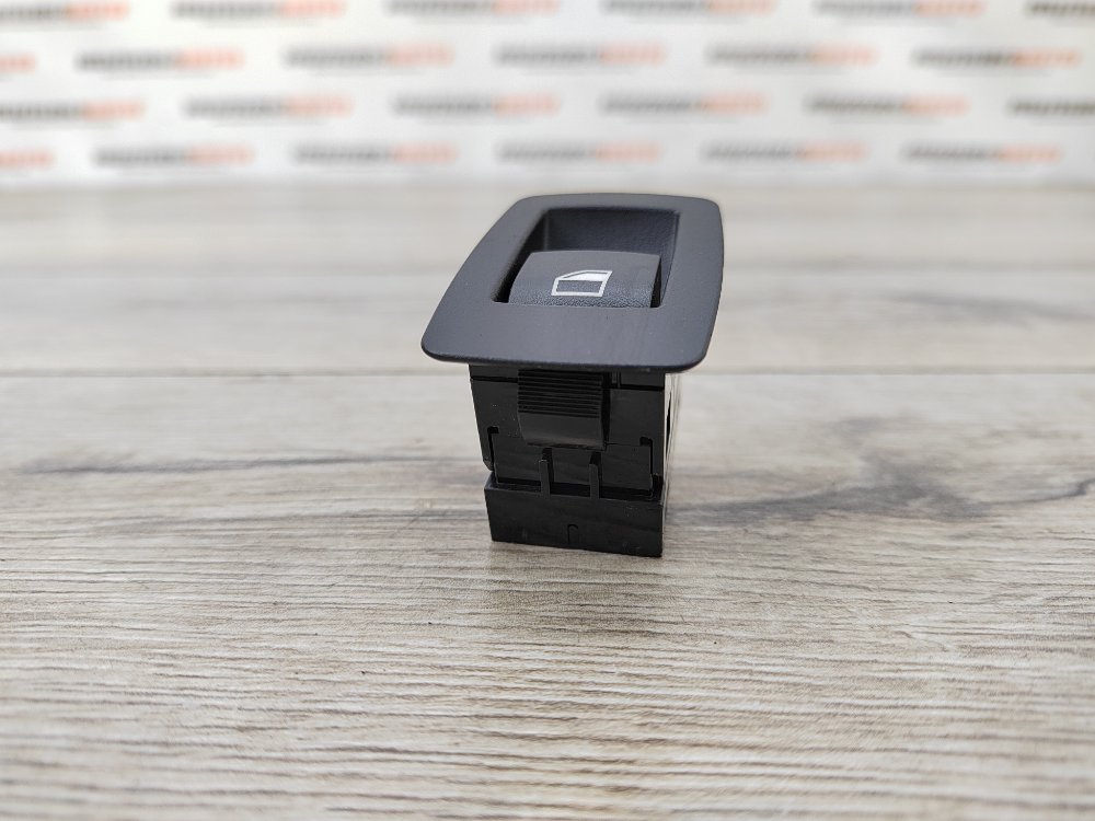 Кнопка стеклоподъемника, 200 рублей, Москва