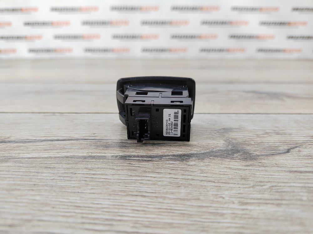 Кнопка стеклоподъемника, 200 рублей, Москва