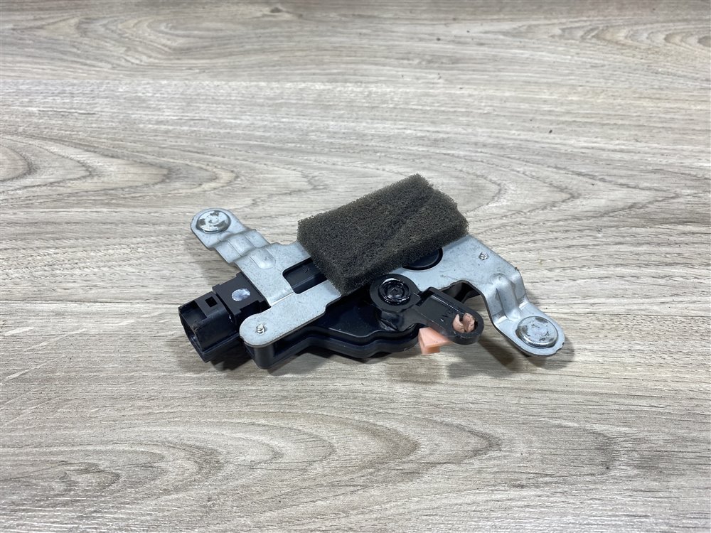 Активатор замка багажника, 1200 рублей, Севастополь