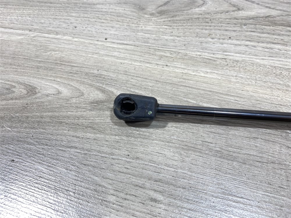 Амортизатор крышки багажника, 400 рублей, Севастополь