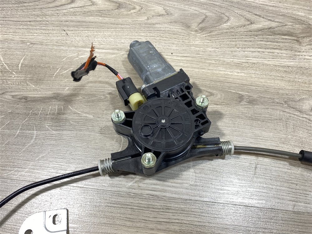 Стеклоподъемник, 750 рублей, Севастополь