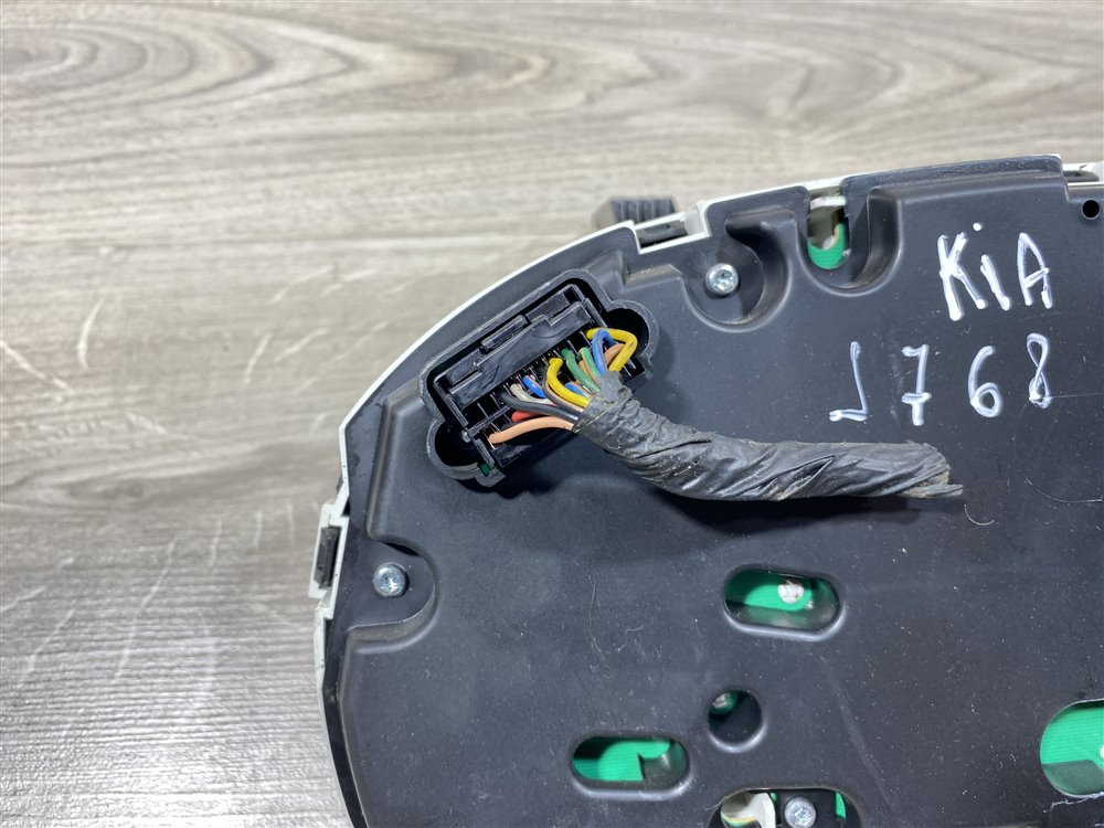 Панель приборов, 2000 рублей, Севастополь