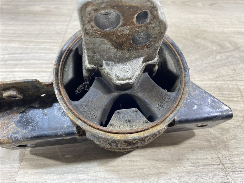 Подушка МКПП, 1500 рублей, Севастополь