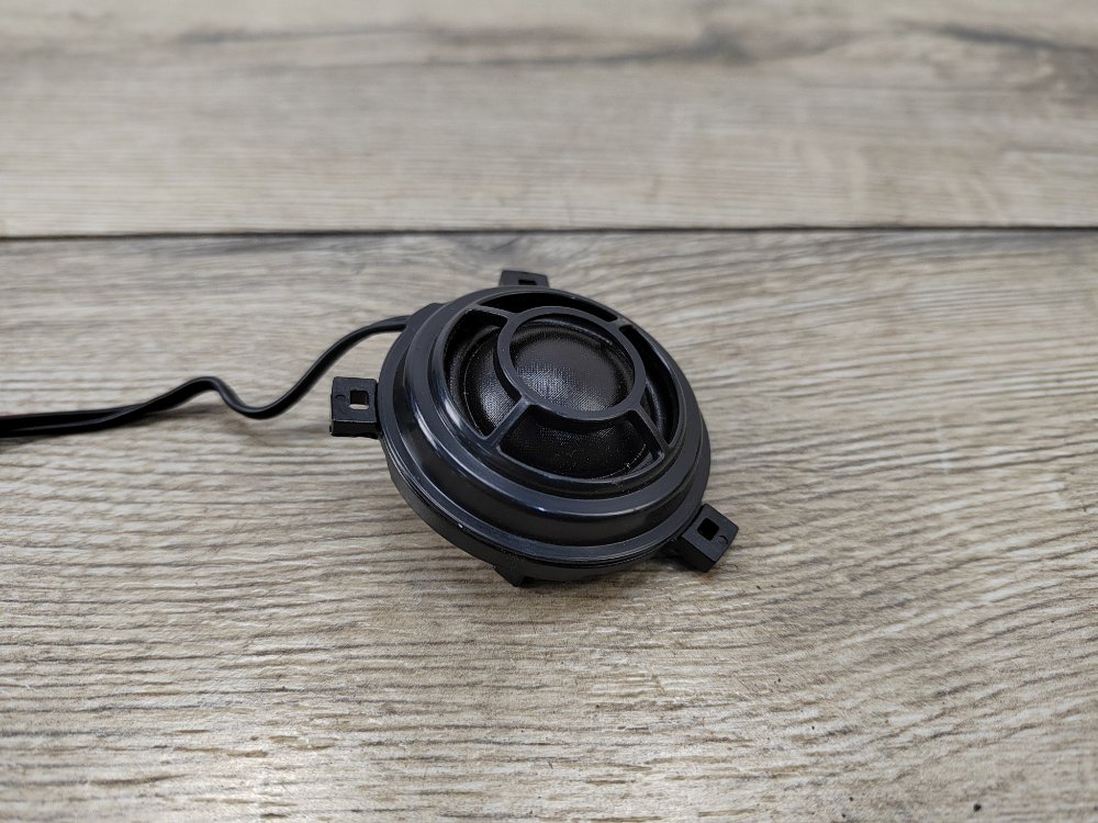 Динамик, 500 рублей, Москва