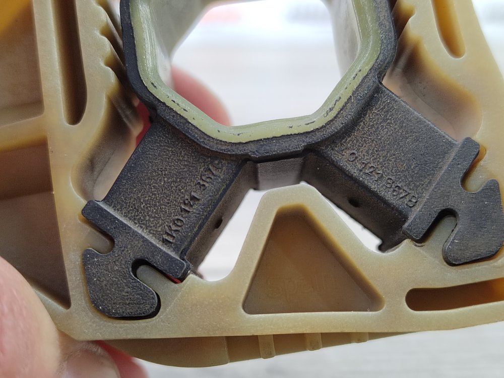 Крепление радиатора, 300 рублей, Москва