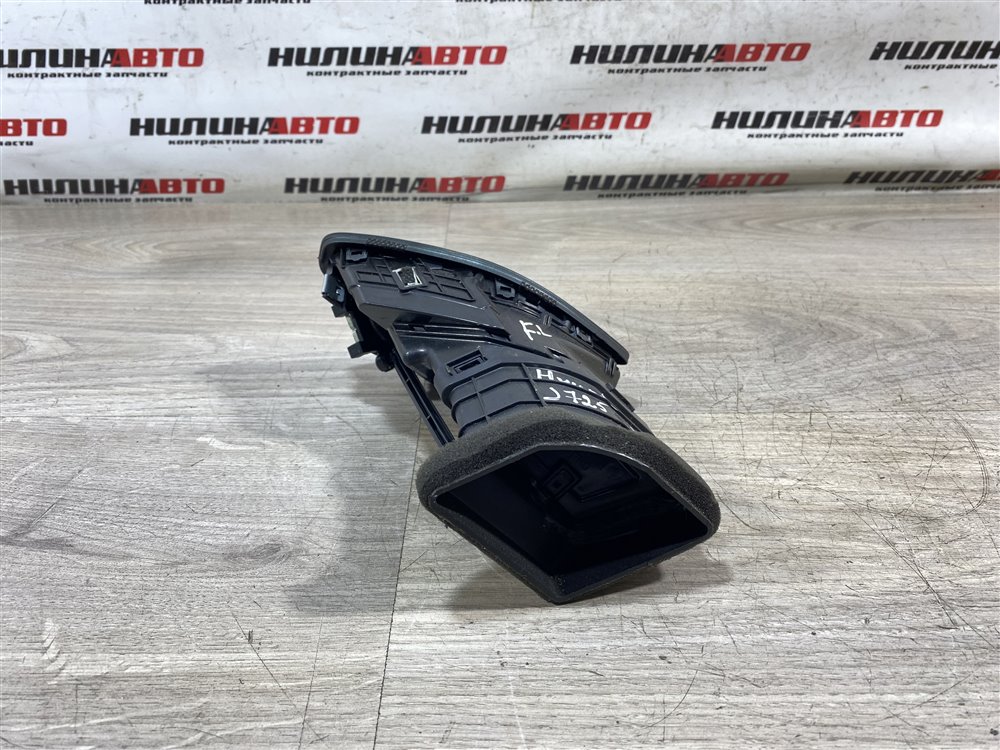 Дефлектор в торпедо, 1000 рублей, Севастополь