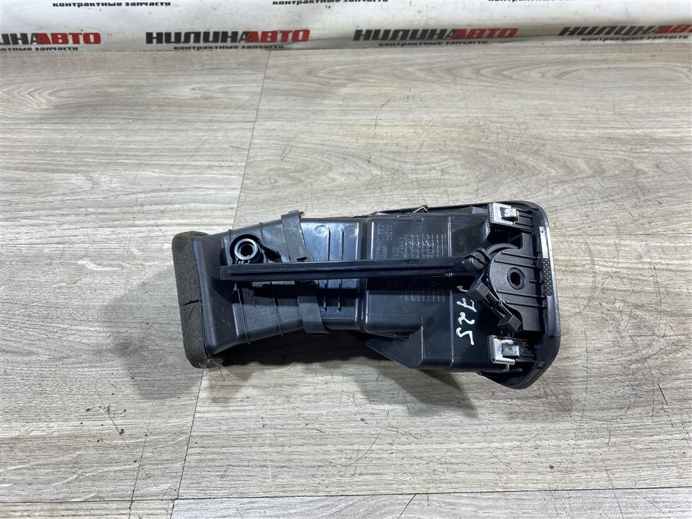 Дефлектор в торпедо, 1000 рублей, Севастополь