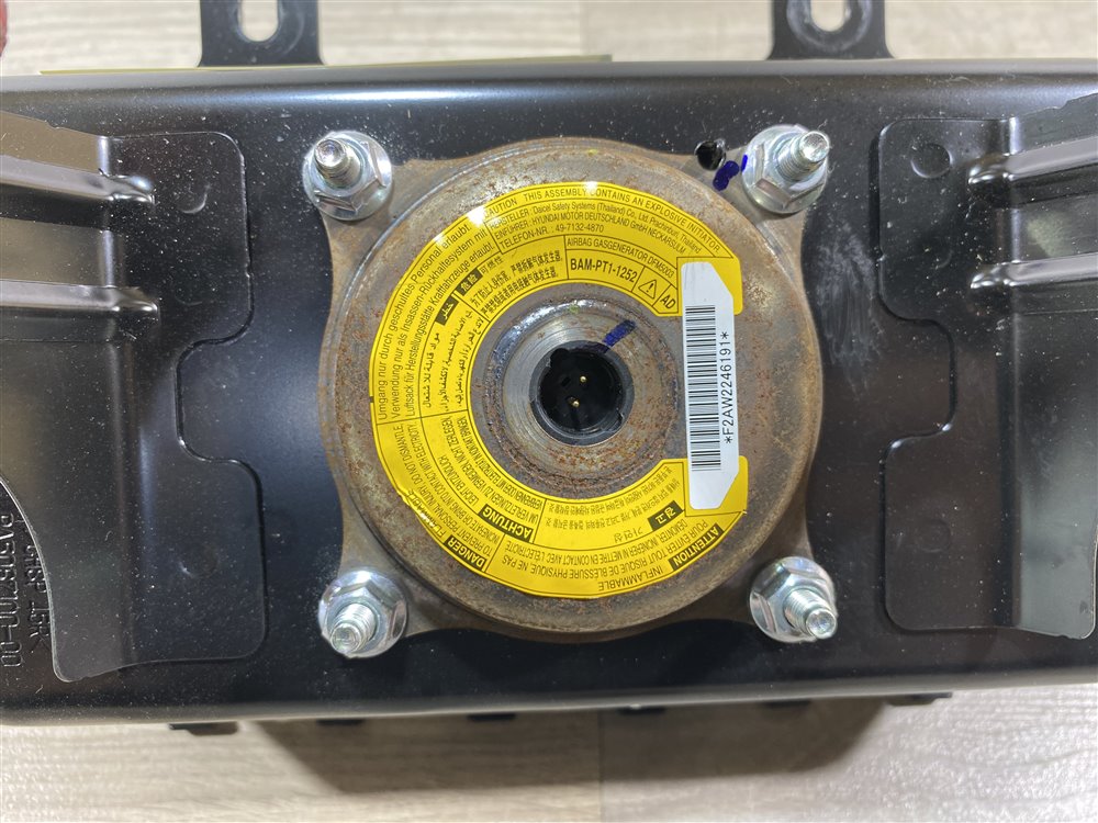 Подушка безопасности в торпедо, 6000 рублей, Севастополь