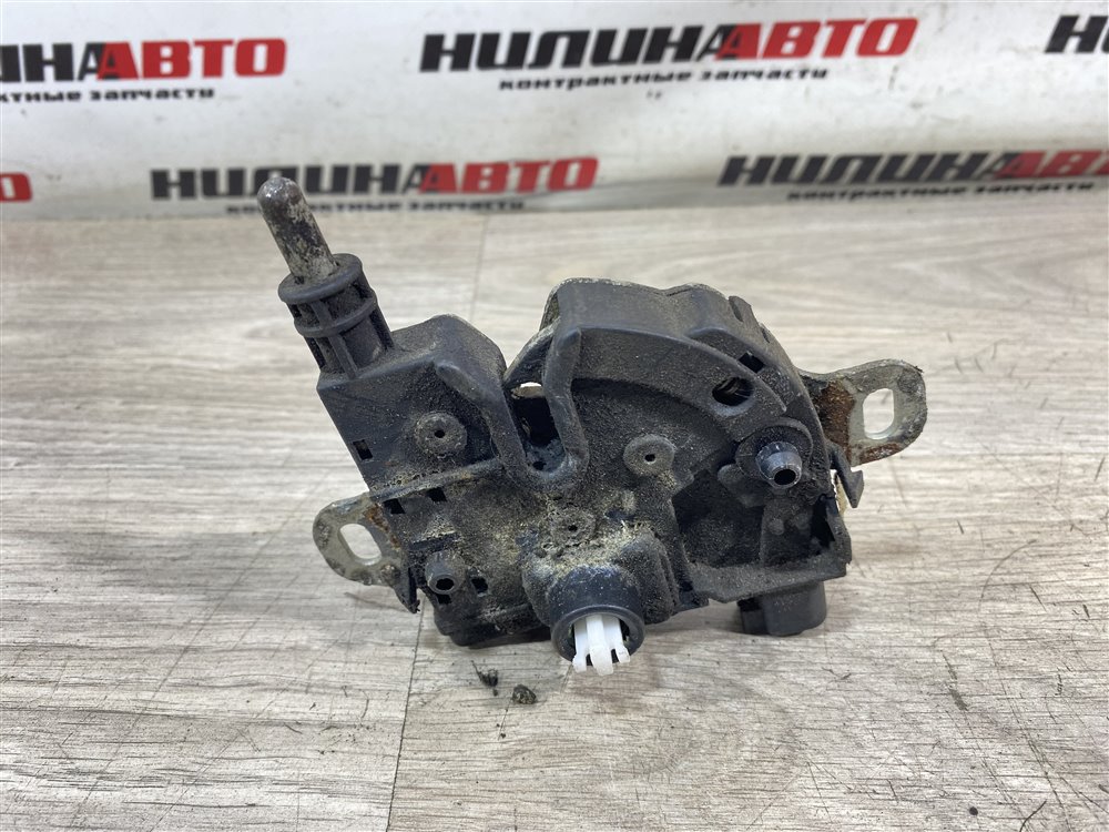 Замок капота, 800 рублей, Севастополь