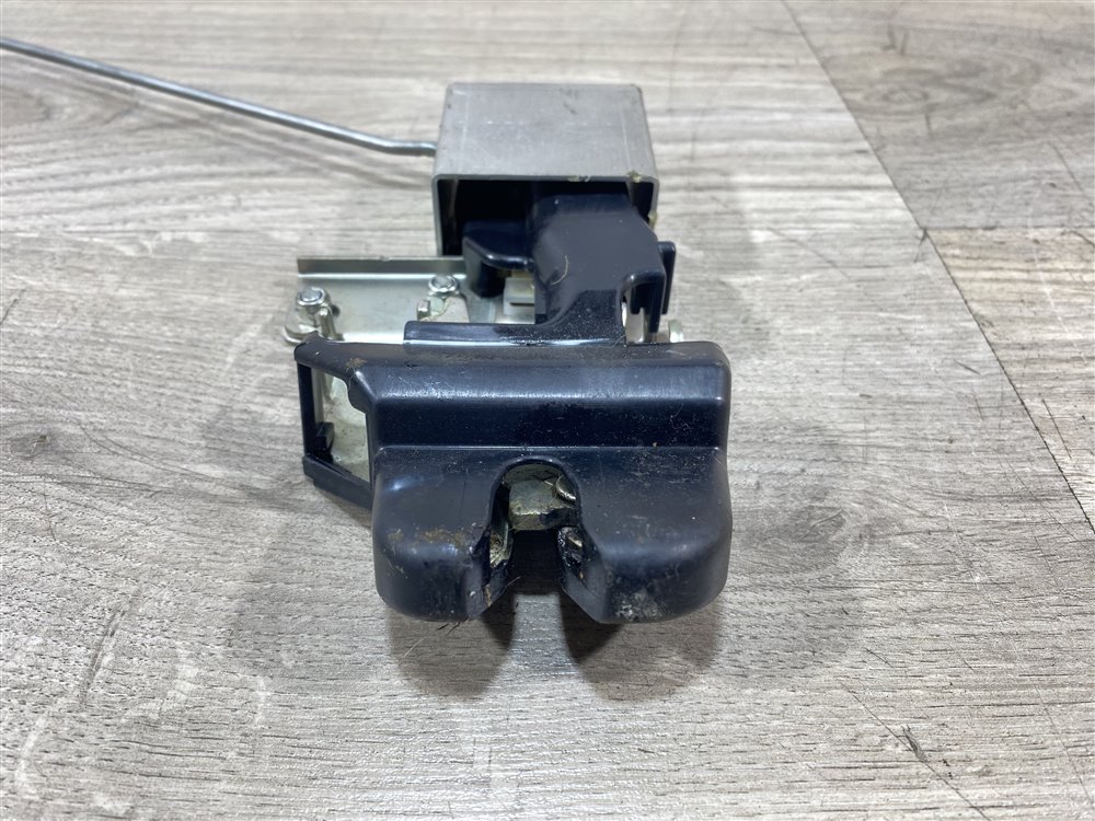 Замок крышки багажника, 1500 рублей, Севастополь