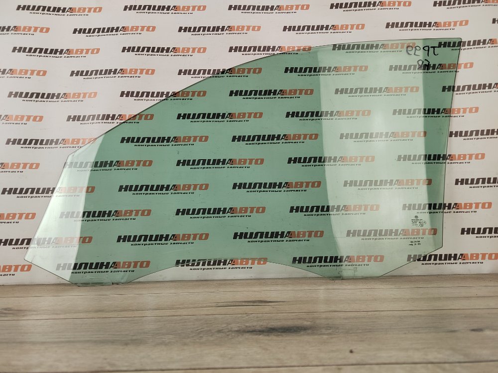 Стекло двери, 2000 рублей, Москва