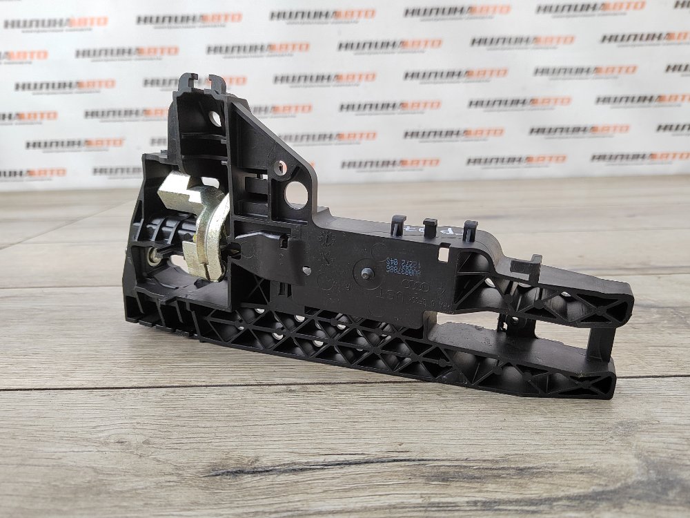 Кронштейн ручки двери, 600 рублей, Москва