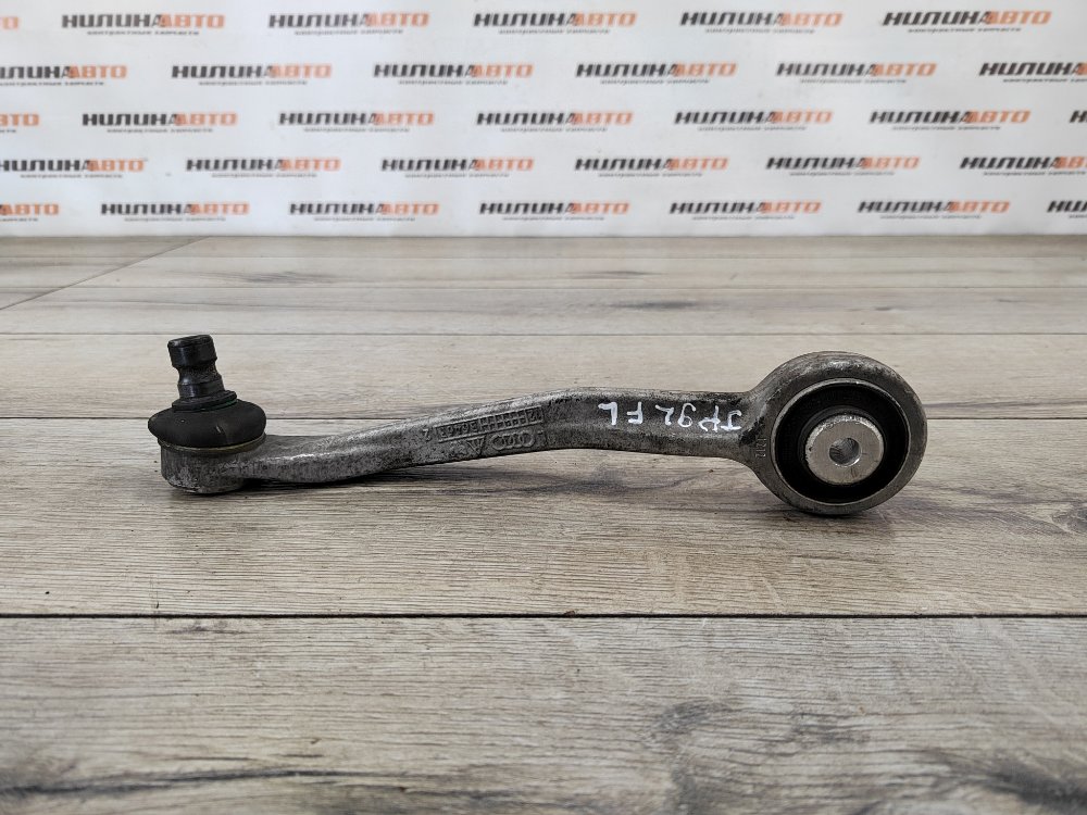 Рычаг передний верхний, 1000 рублей, Москва