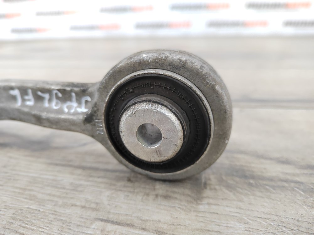 Рычаг передний верхний, 1000 рублей, Москва