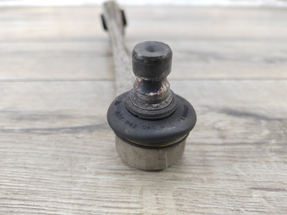 Рычаг передний верхний, 1000 рублей, Москва