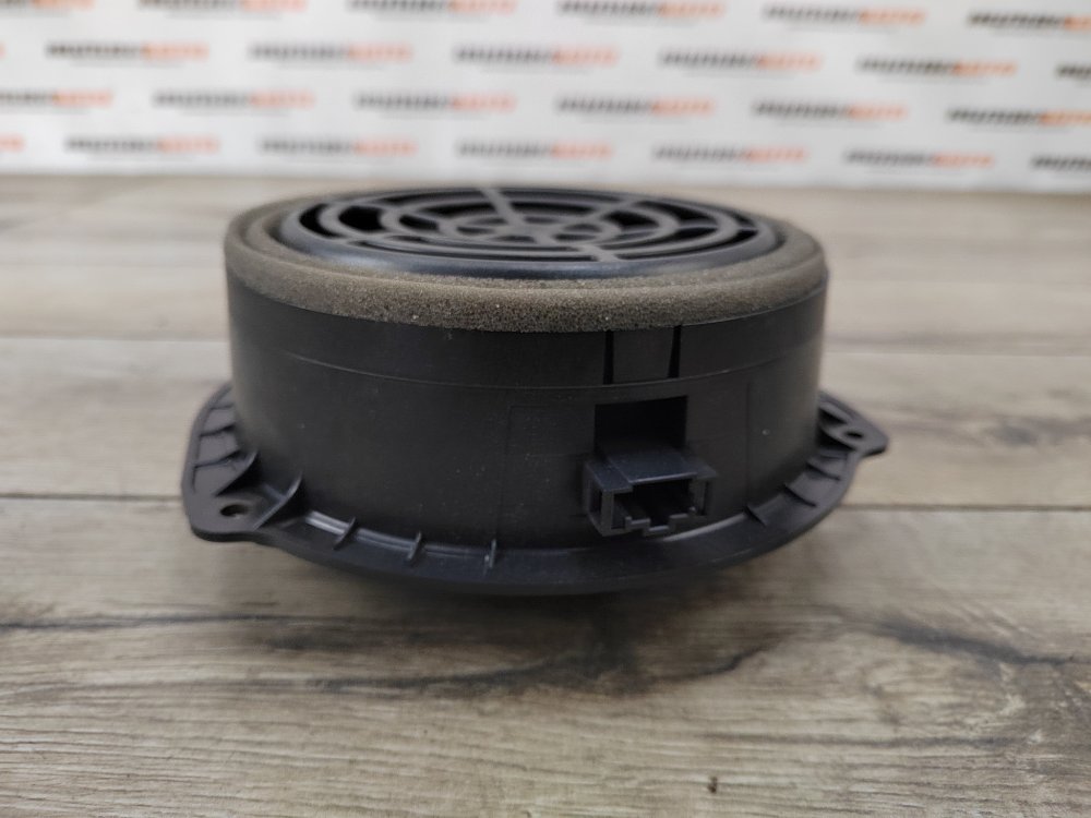 Динамик, 1000 рублей, Москва