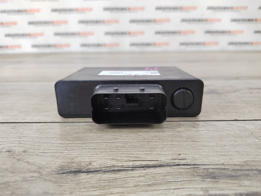 Стабилизатор напряжения, 500 рублей, Москва