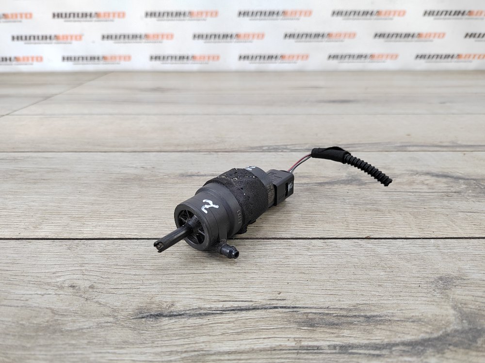 Насос омывателя стекла, 1000 рублей, Москва