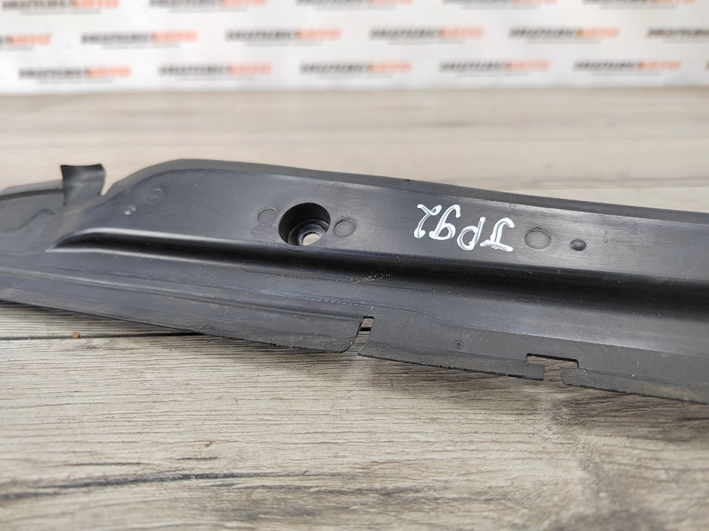 Дефлектор радиатора, 500 рублей, Москва