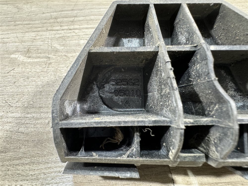 Кронштейн бампера, 700 рублей, Севастополь