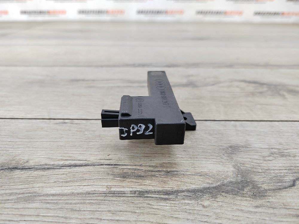 Антенна центрального замка, 300 рублей, Москва