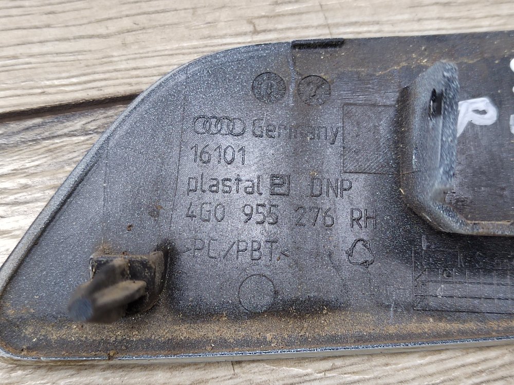 Накладка омывателя фары, 1500 рублей, Москва