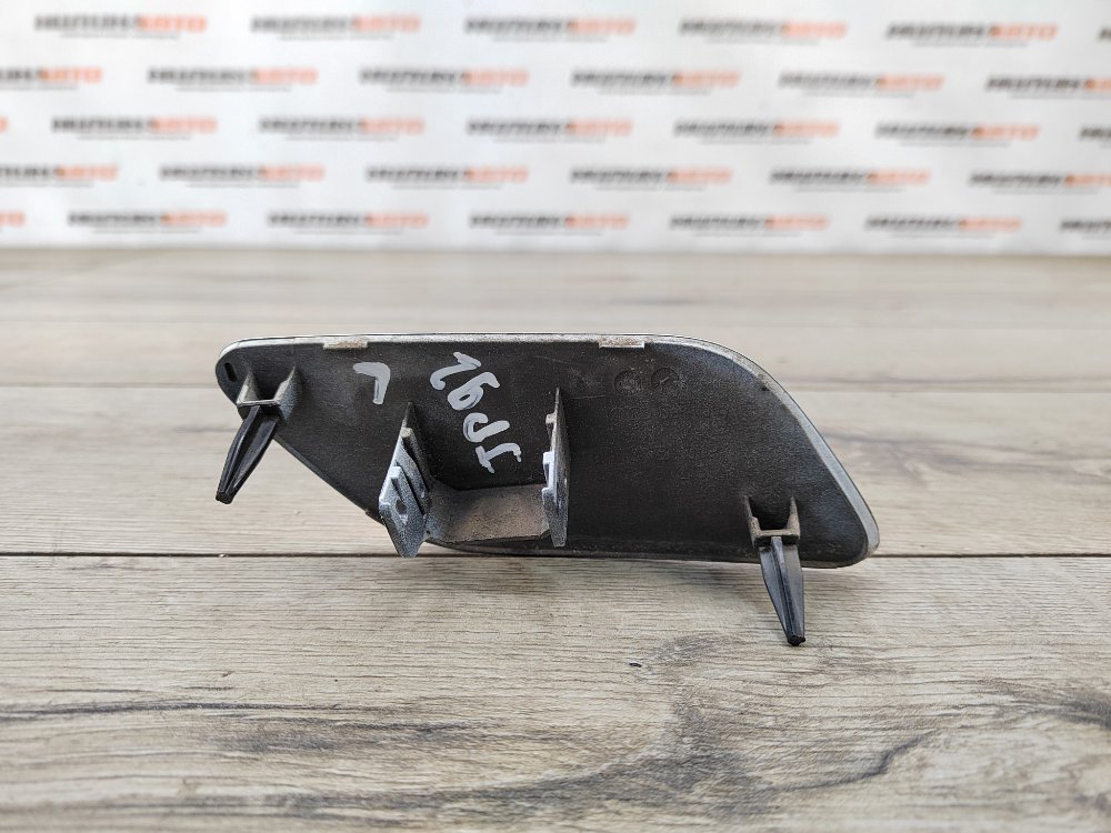 Накладка омывателя фары, 1500 рублей, Москва