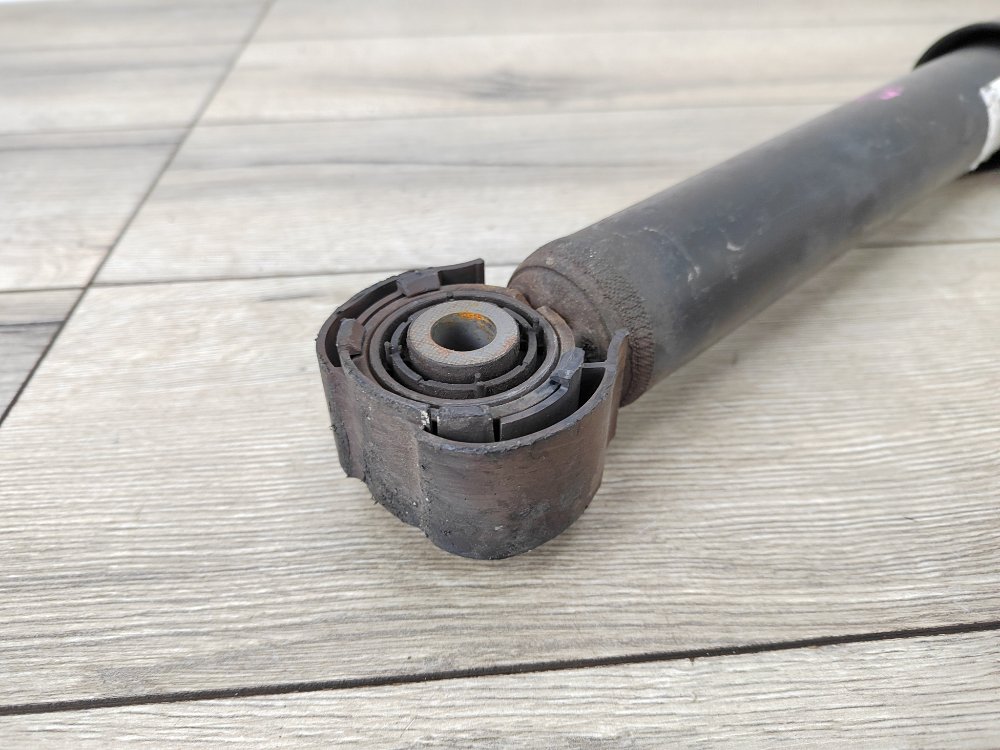 Амортизатор, 3000 рублей, Москва