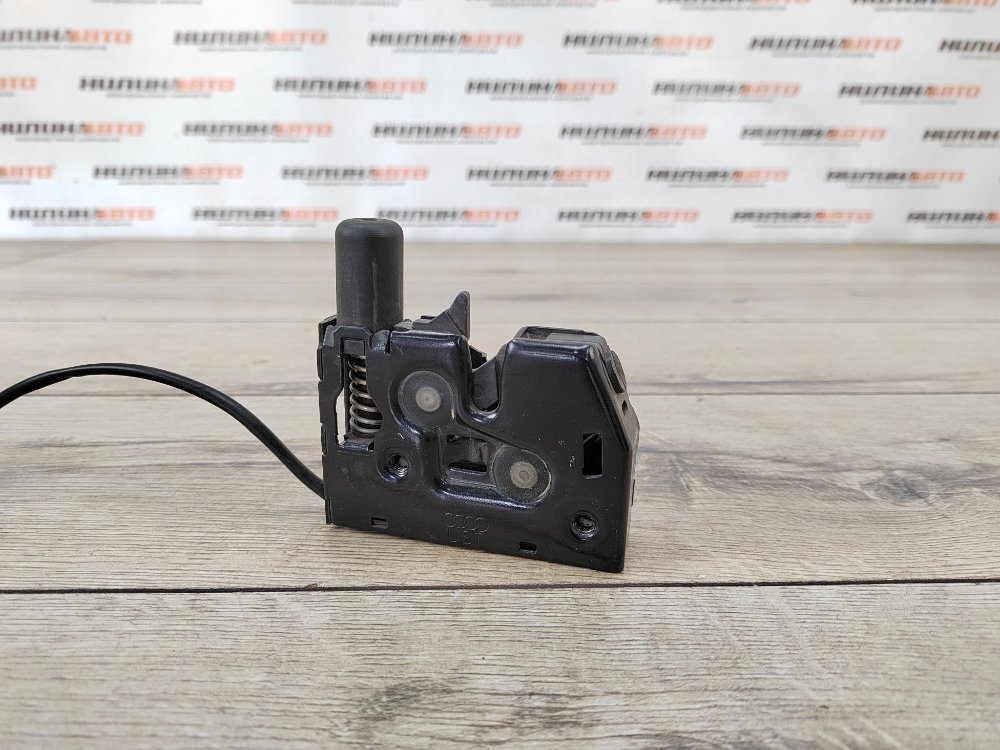 Замок капота, 1300 рублей, Москва