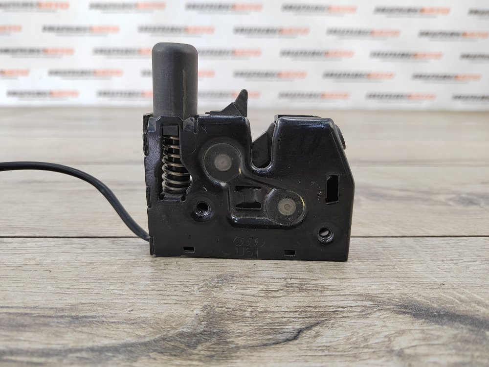 Замок капота, 1300 рублей, Москва