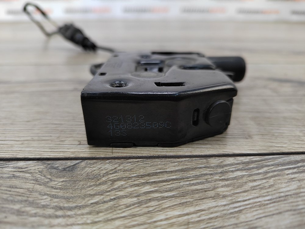 Замок капота, 1300 рублей, Москва