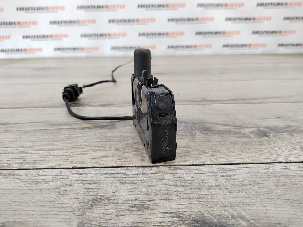 Замок капота, 1300 рублей, Москва