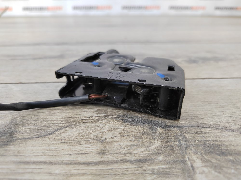 Замок капота, 1300 рублей, Москва