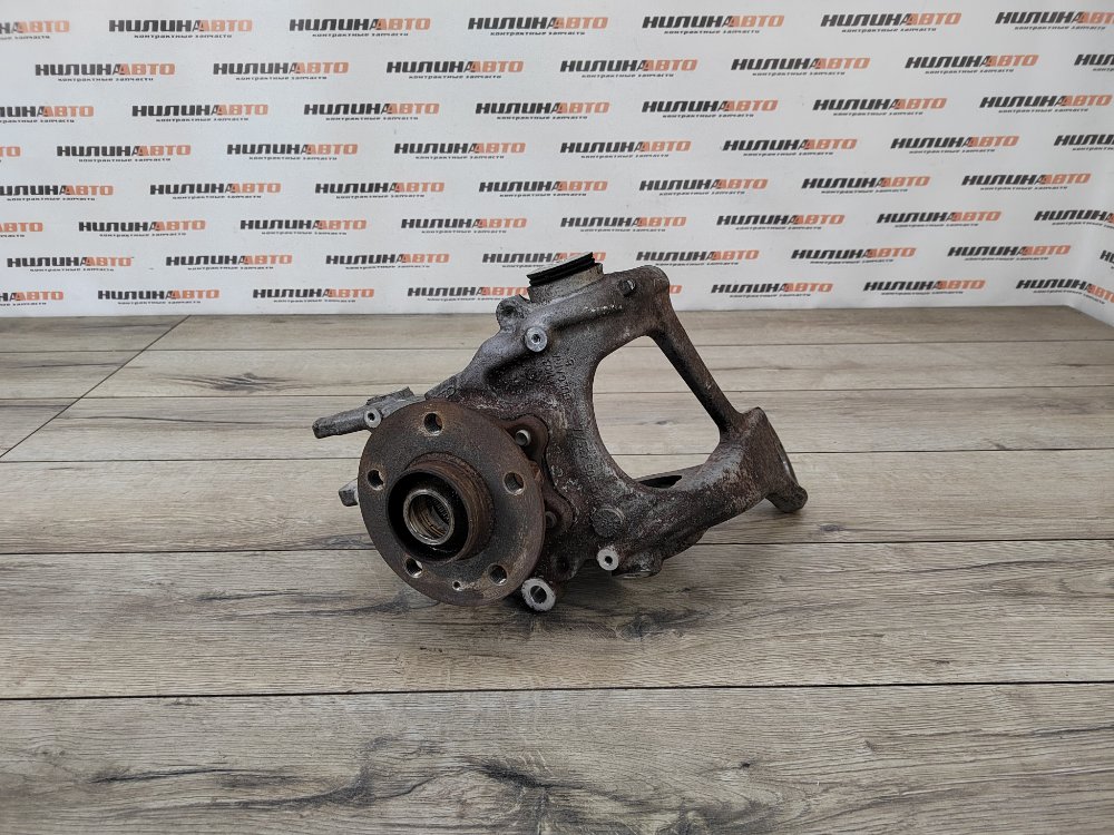 Кулак задний, 2000 рублей, Москва