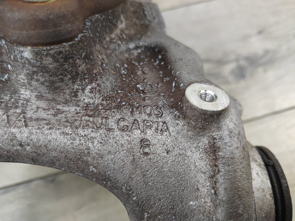 Кулак задний, 2000 рублей, Москва