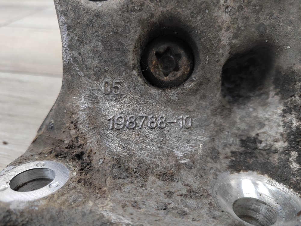 Кулак поворотный, 5500 рублей, Москва