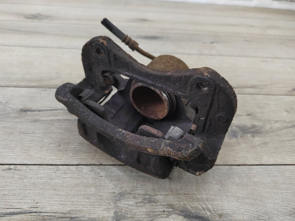 Суппорт тормозной, 1500 рублей, Москва