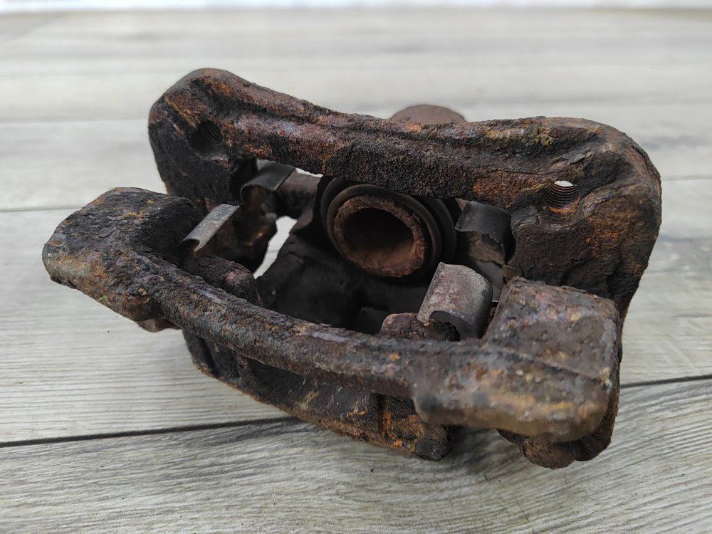 Суппорт тормозной, 1800 рублей, Москва