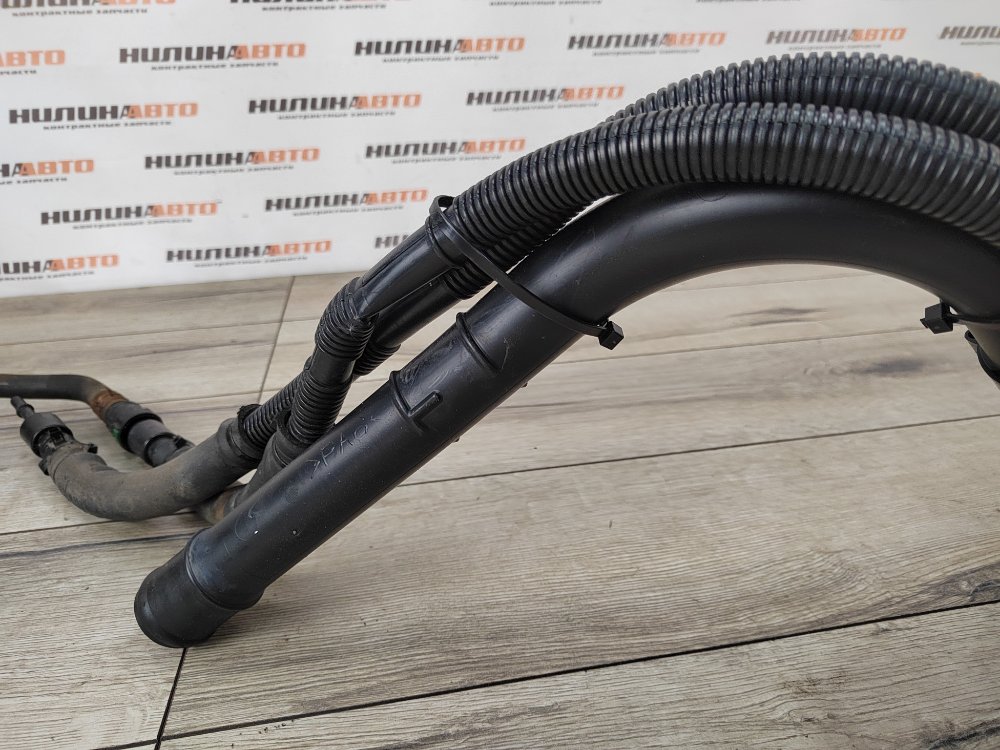 Горловина топливного бака, 2000 рублей, Москва